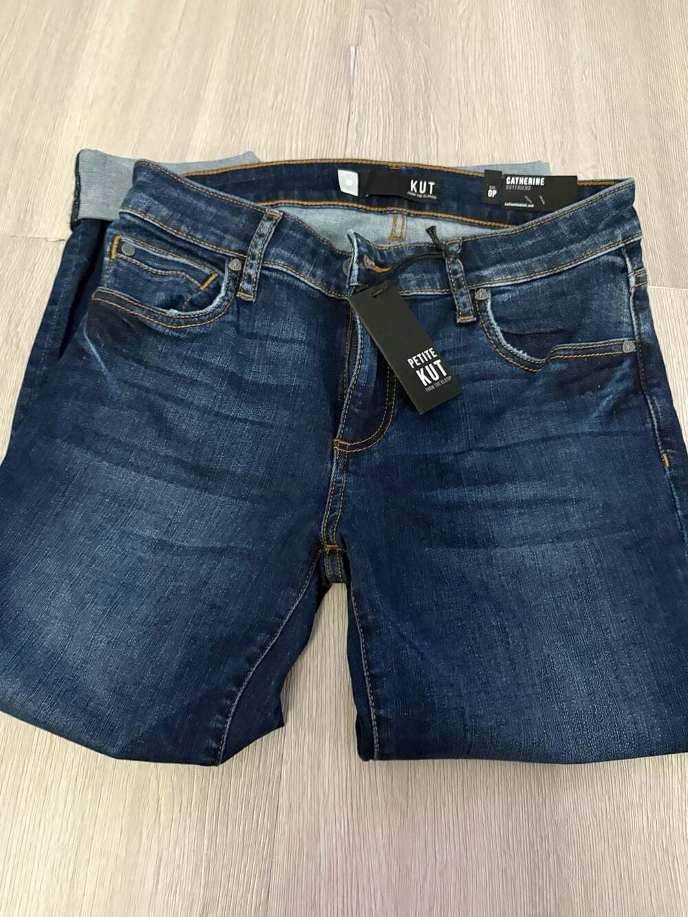 KUT from the Kloth Catherine Boyfriend Petite Jeans Size 0P NWT